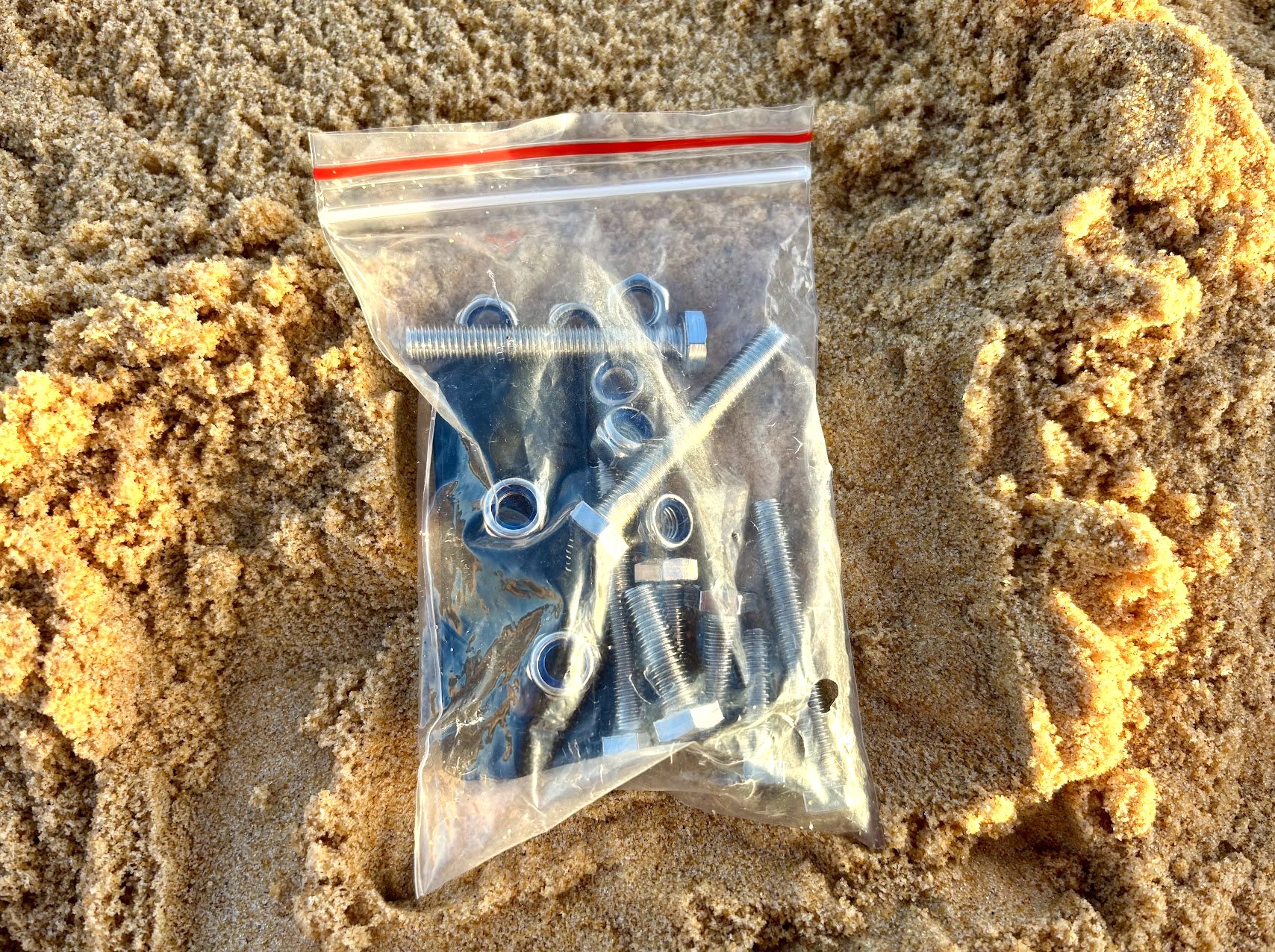 Mounting accessory set that comes with the Kings ensuite shower tent