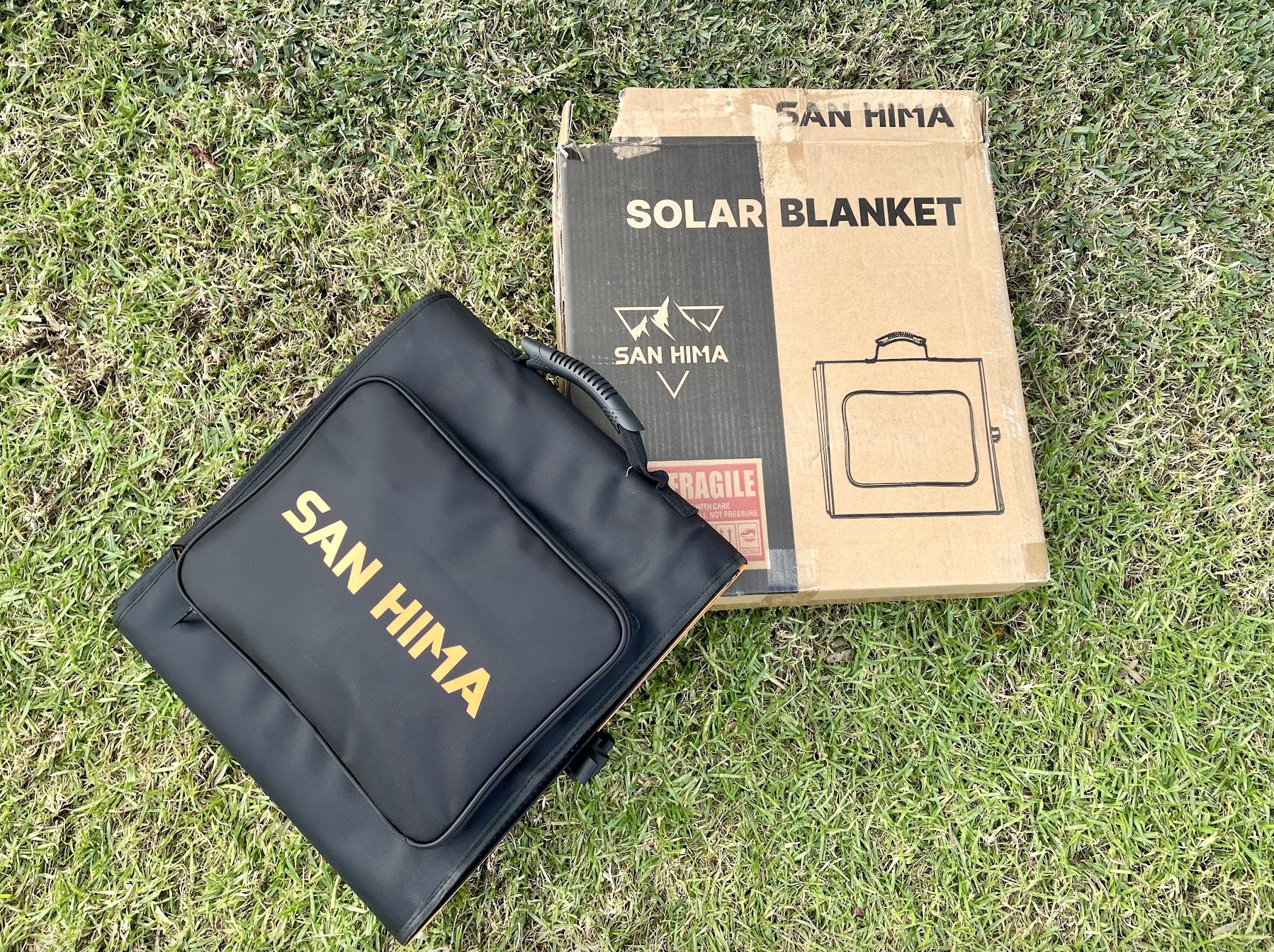 Packaging of the San Hima 160W solar blanket