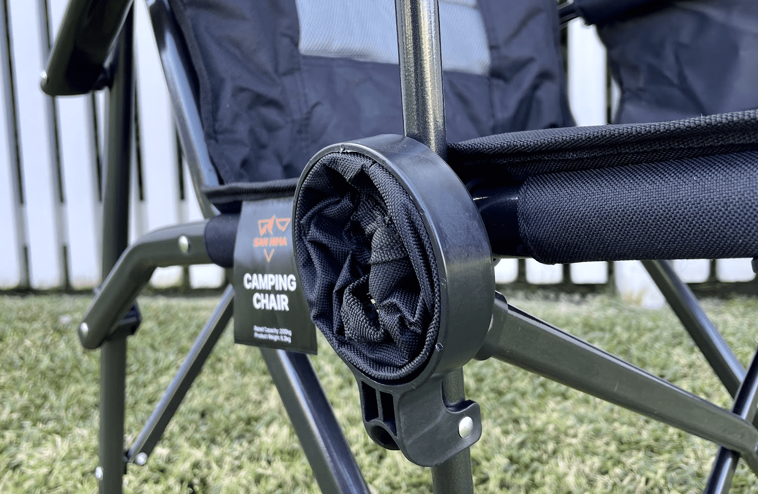 Cup holder of the San Hima reclining camping chair