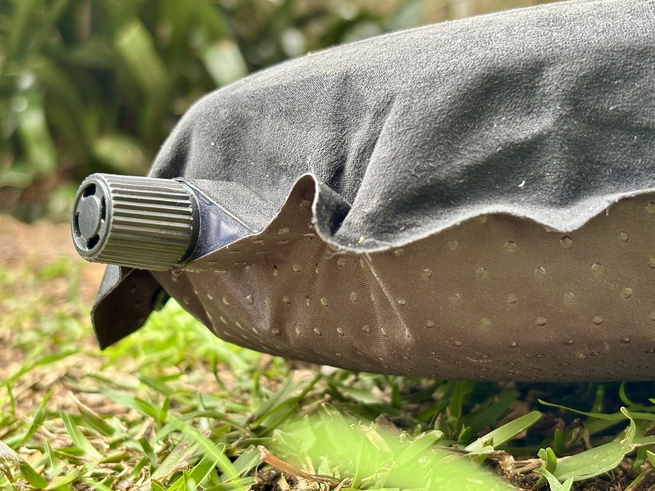 Two rotating air valves on the Weisshorn self inflating mattress