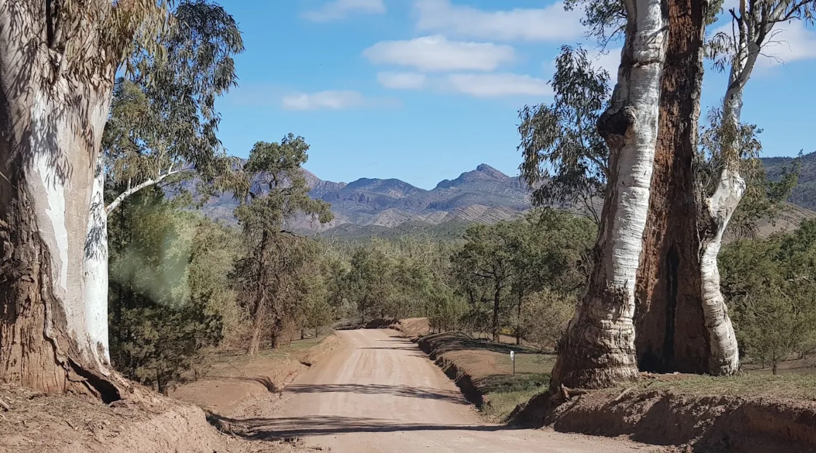 Bunyeroo Scenic Drive in the Flinder Ranges SA on the way to Acraman Campground