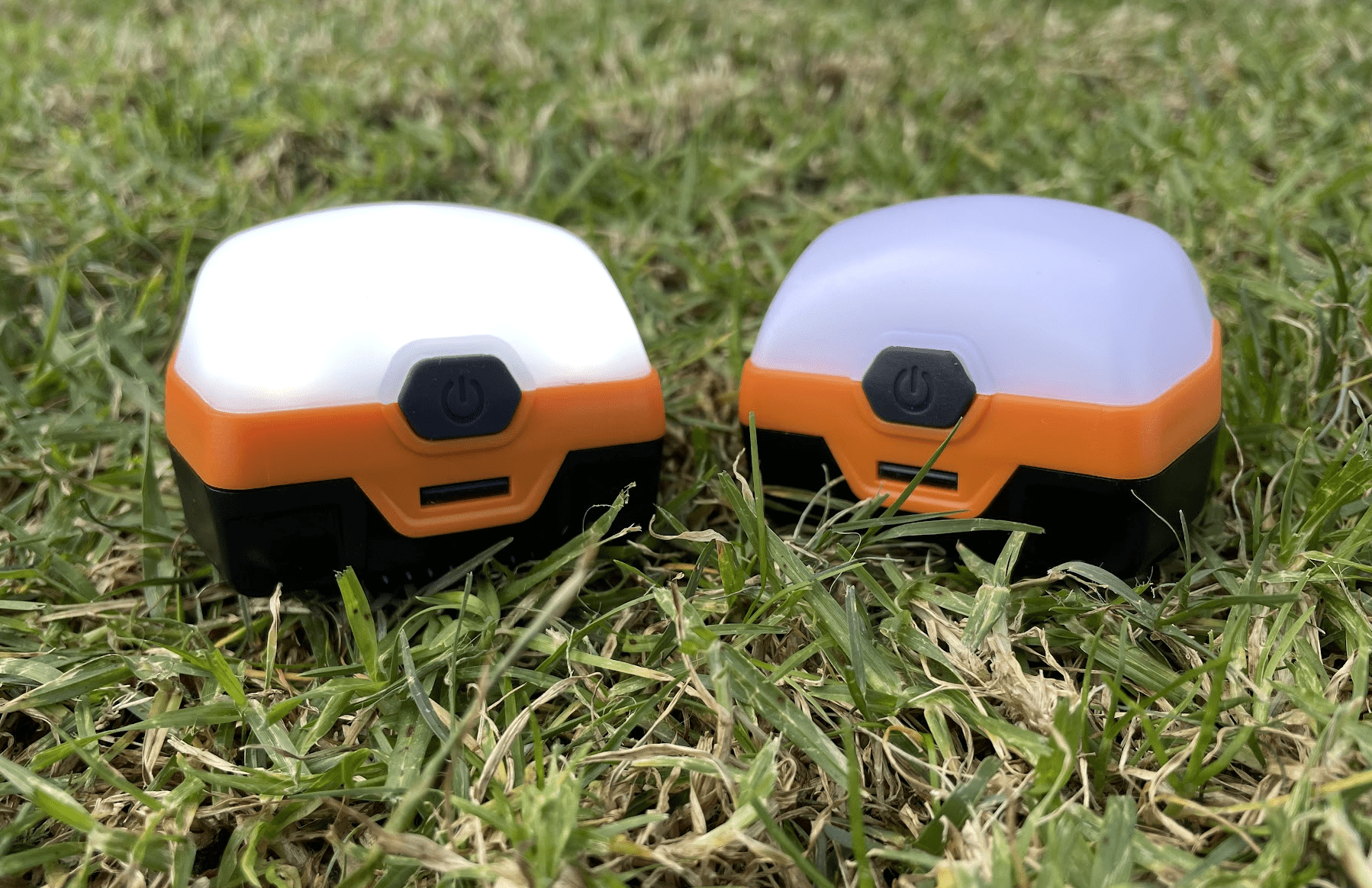 The ABS plastic casing and rubber surrounds of the San Hima magnetic camping lights feel solid