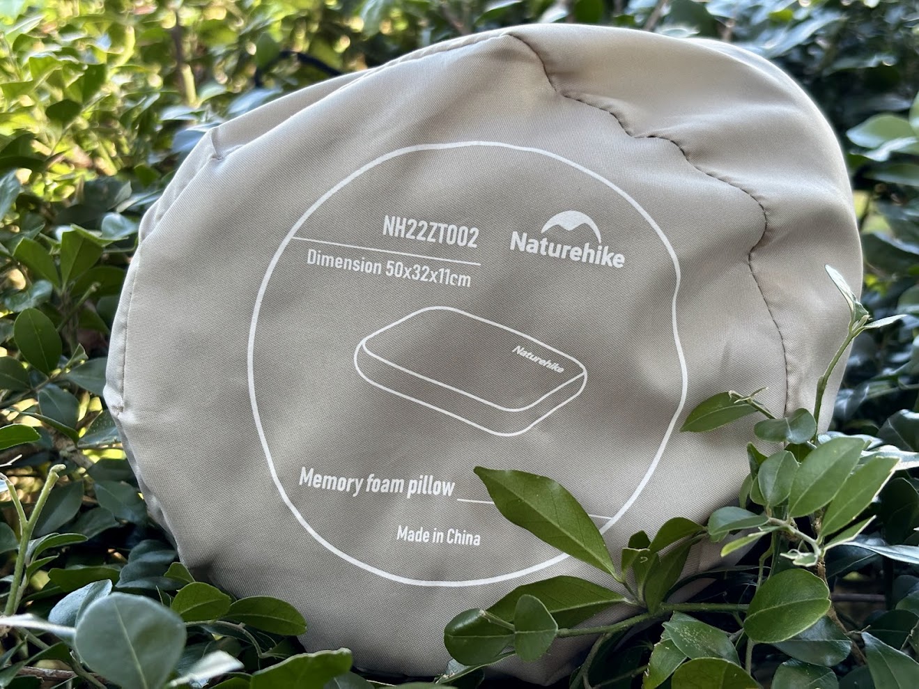 Stuff sack bottom with specs of the Naturehike travel memory foam pillow​
