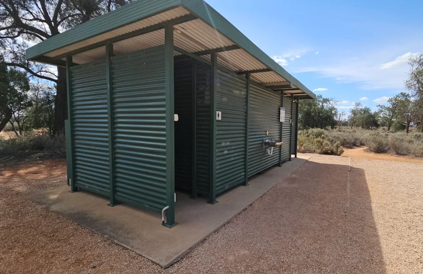 Toilet facilities at Mungo NP Main Campground