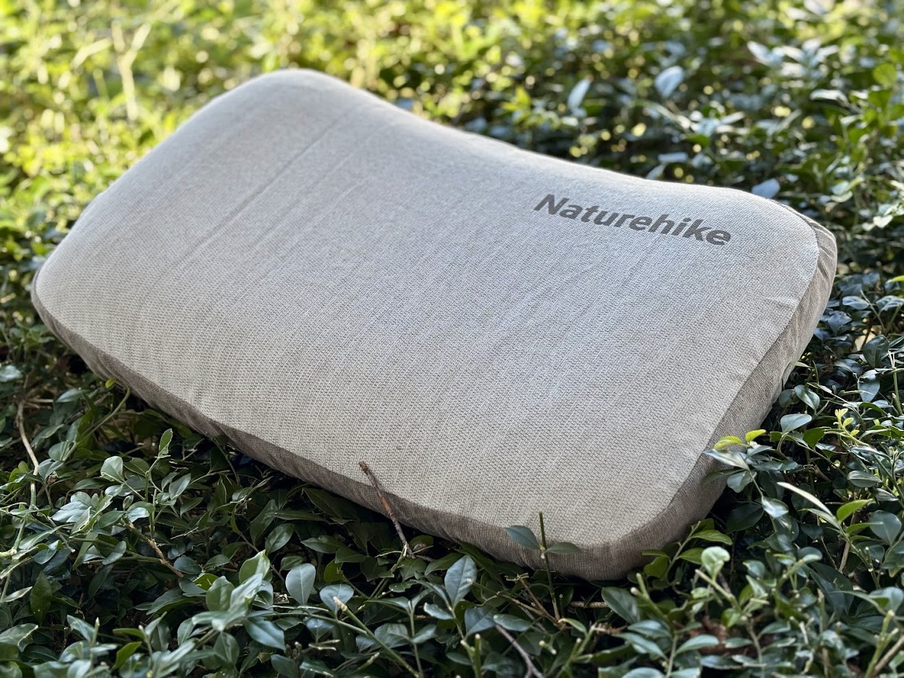 Unfolded Naturehike travel memory foam pillow​
