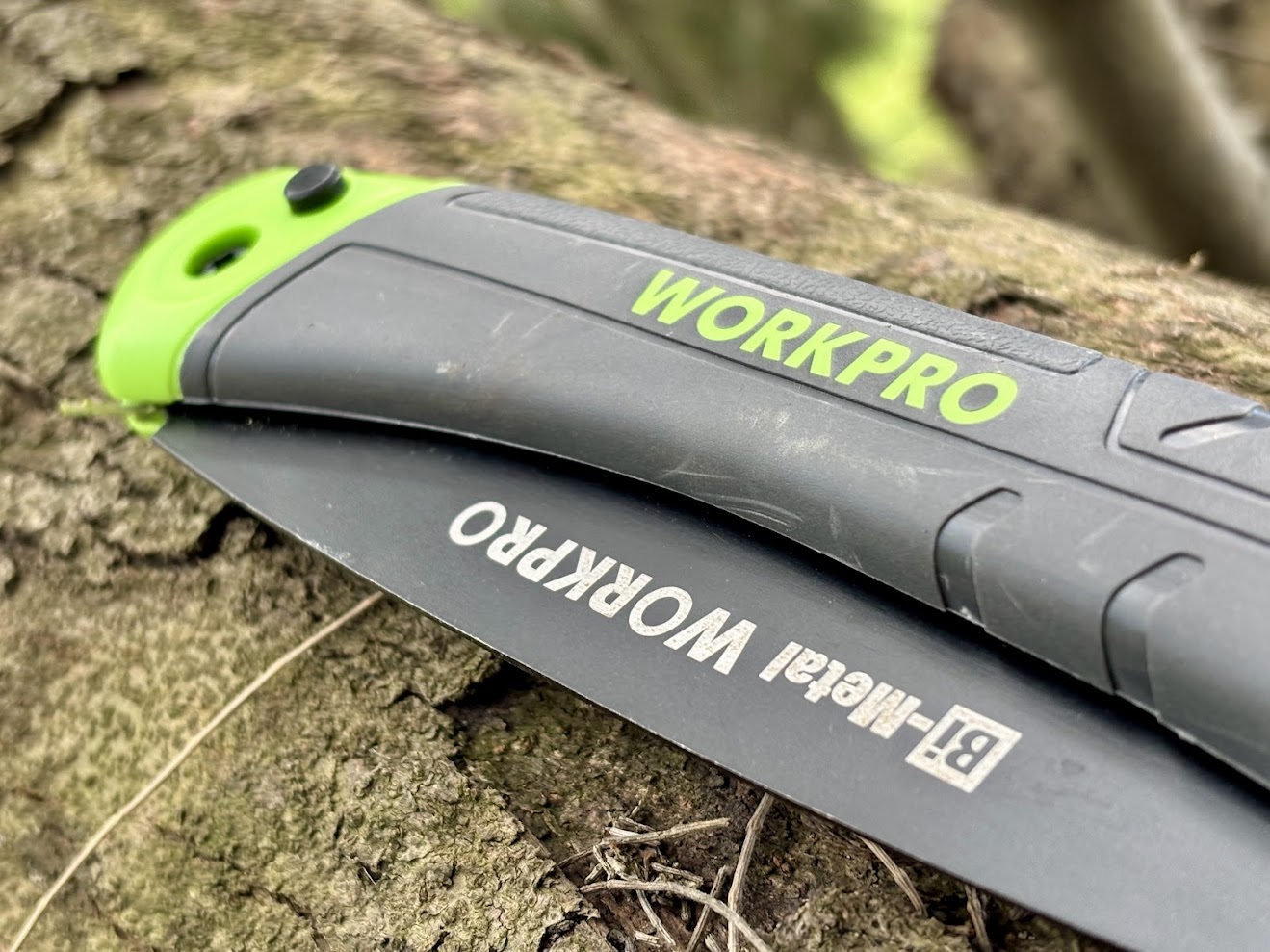 Unpacking the Workpro folding camp saw