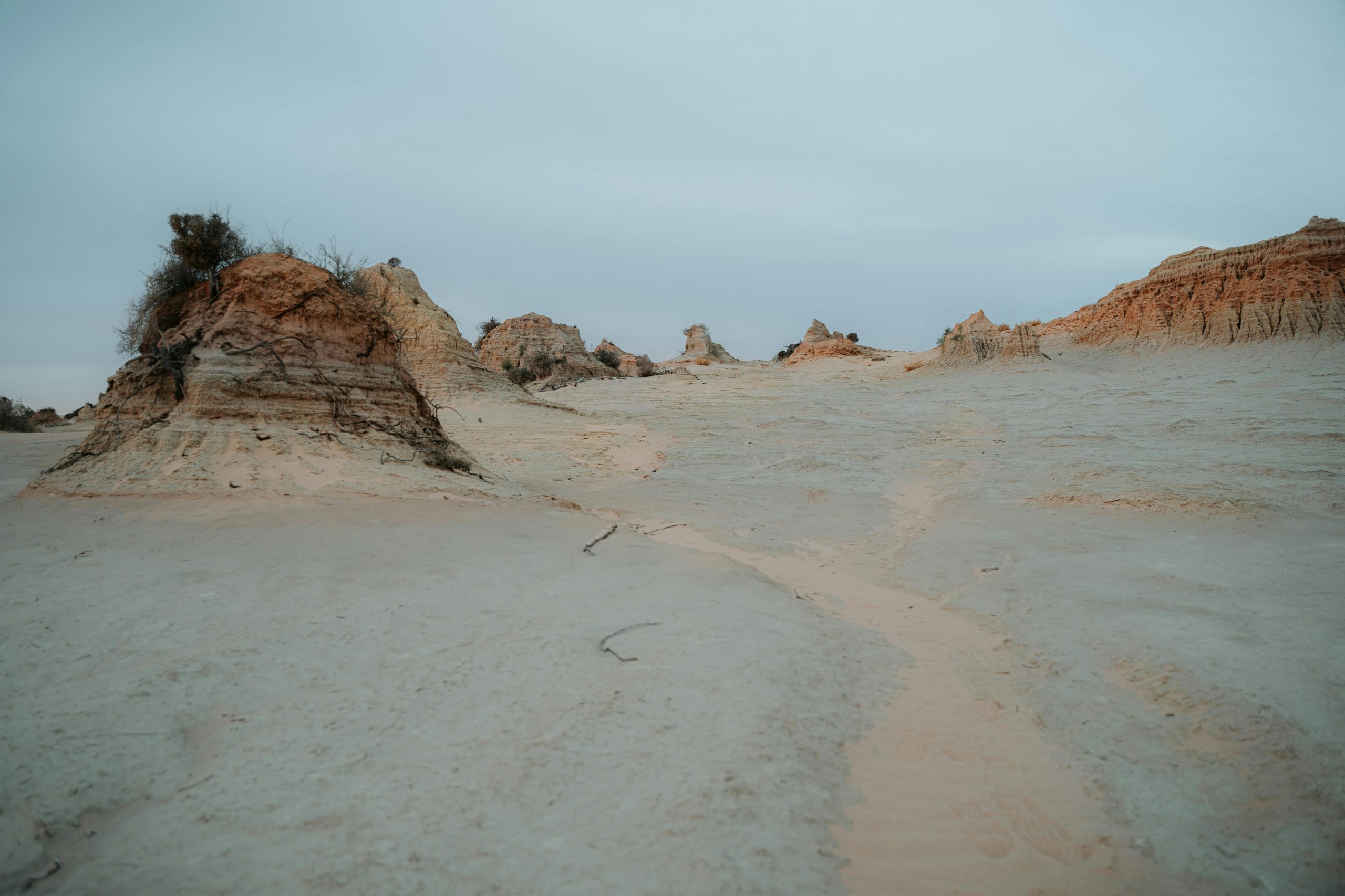 Walls of China close to Mungo NP Main Campground