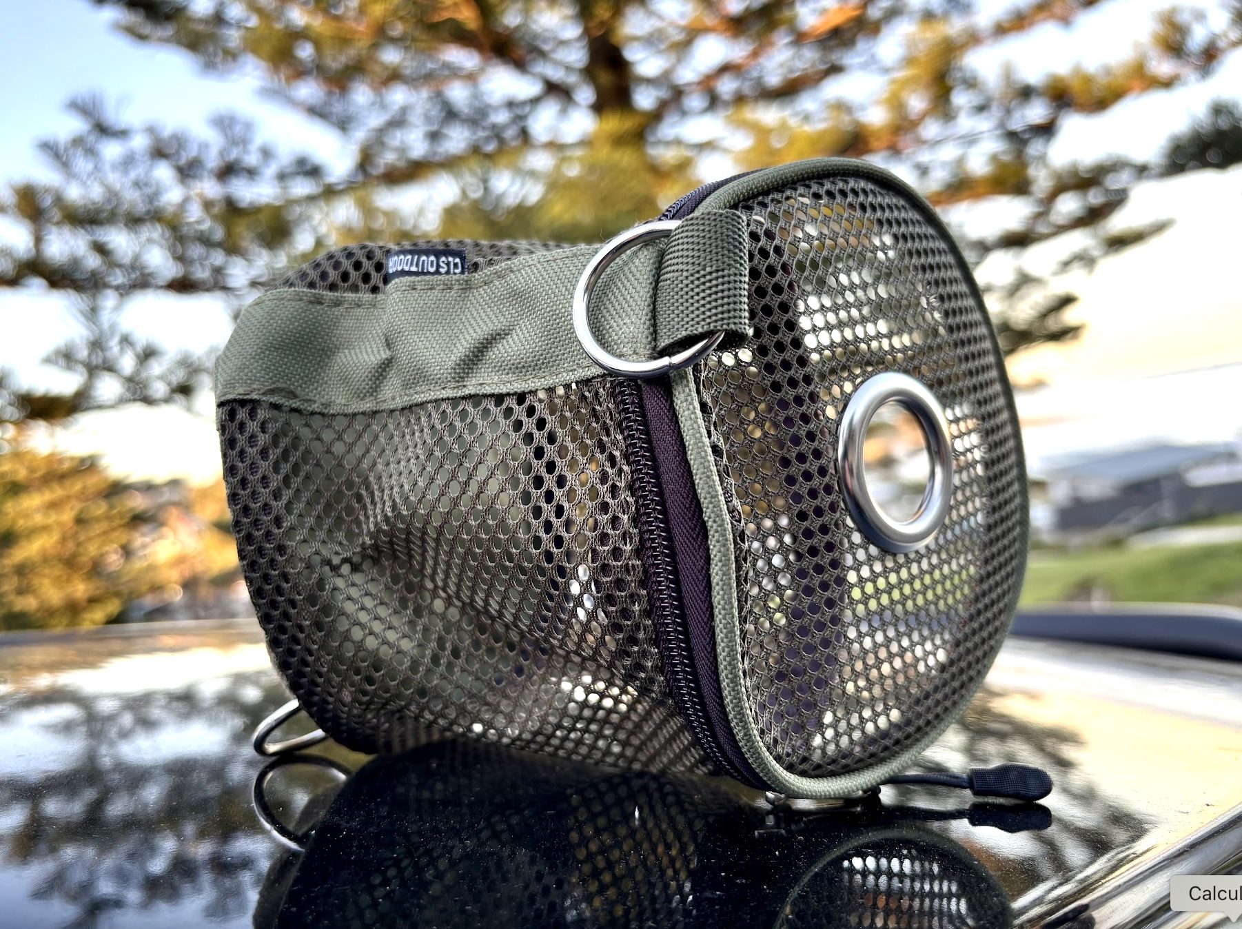 Unboxing of mesh toilet paper holder in green colour