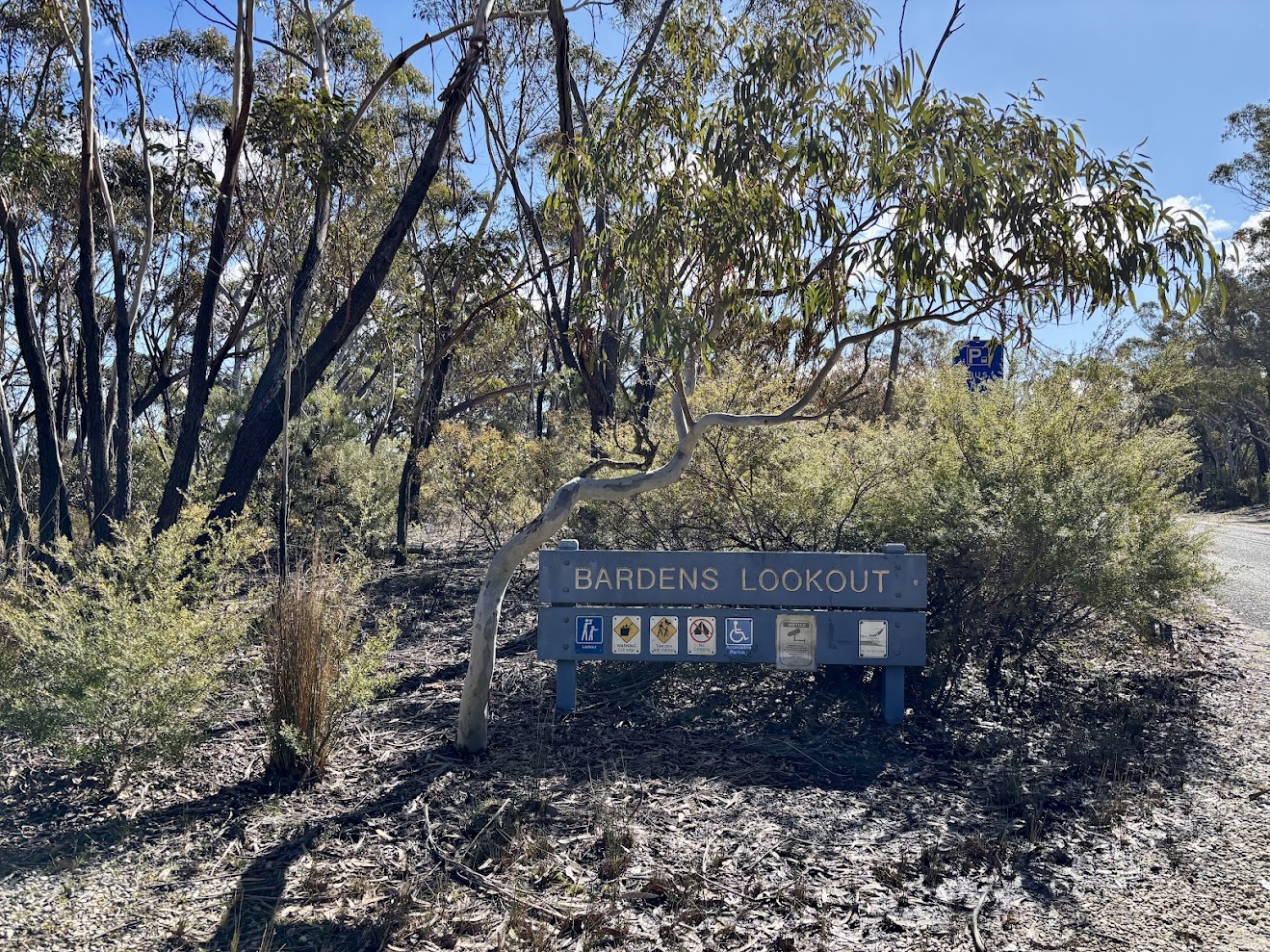 Information sign at Bardens Lookout