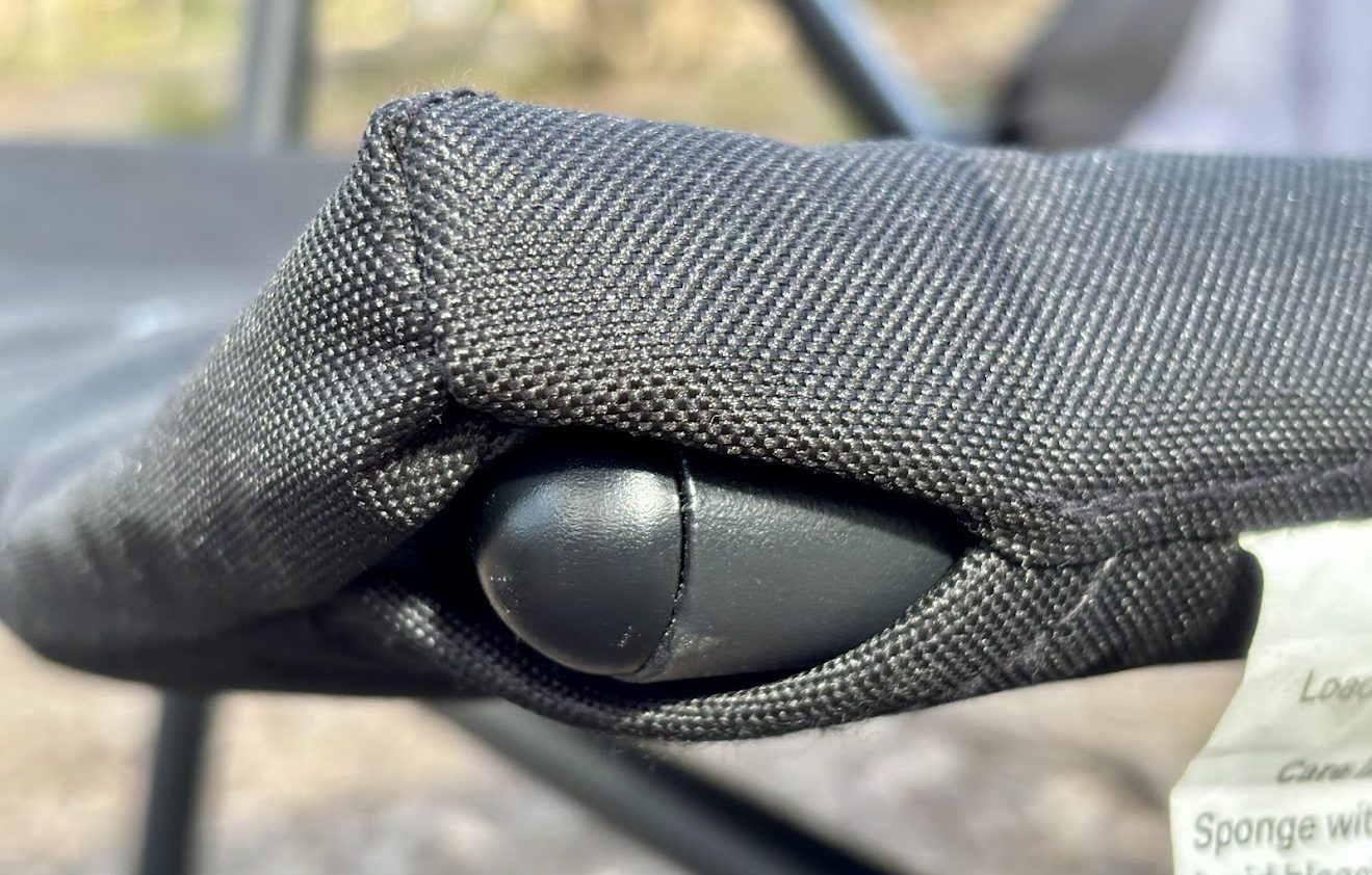 Close-up Dune recliner chair material