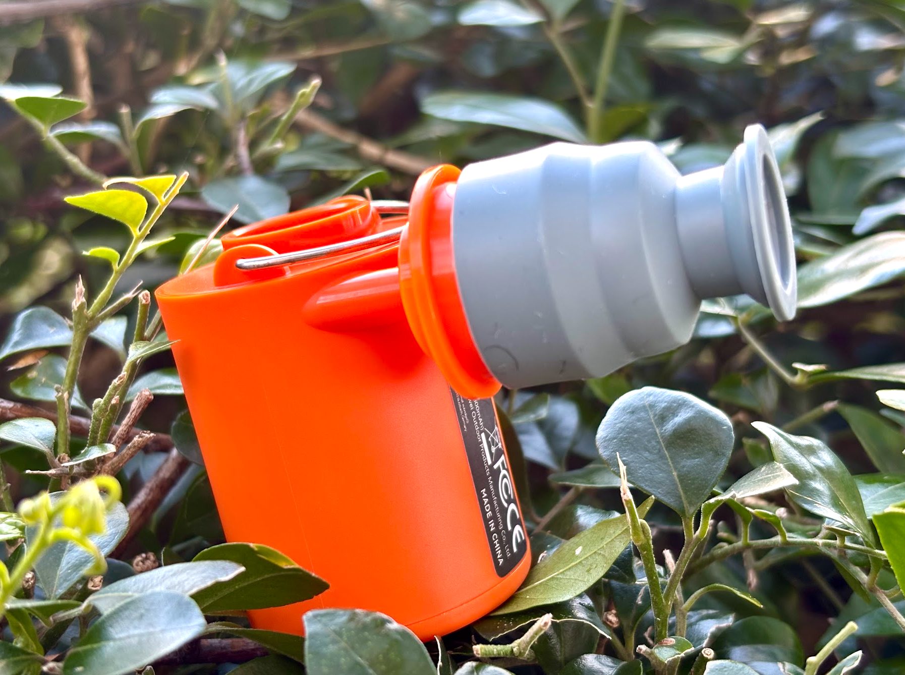 Flextail Tiny Pump with air bed nozzle close-up