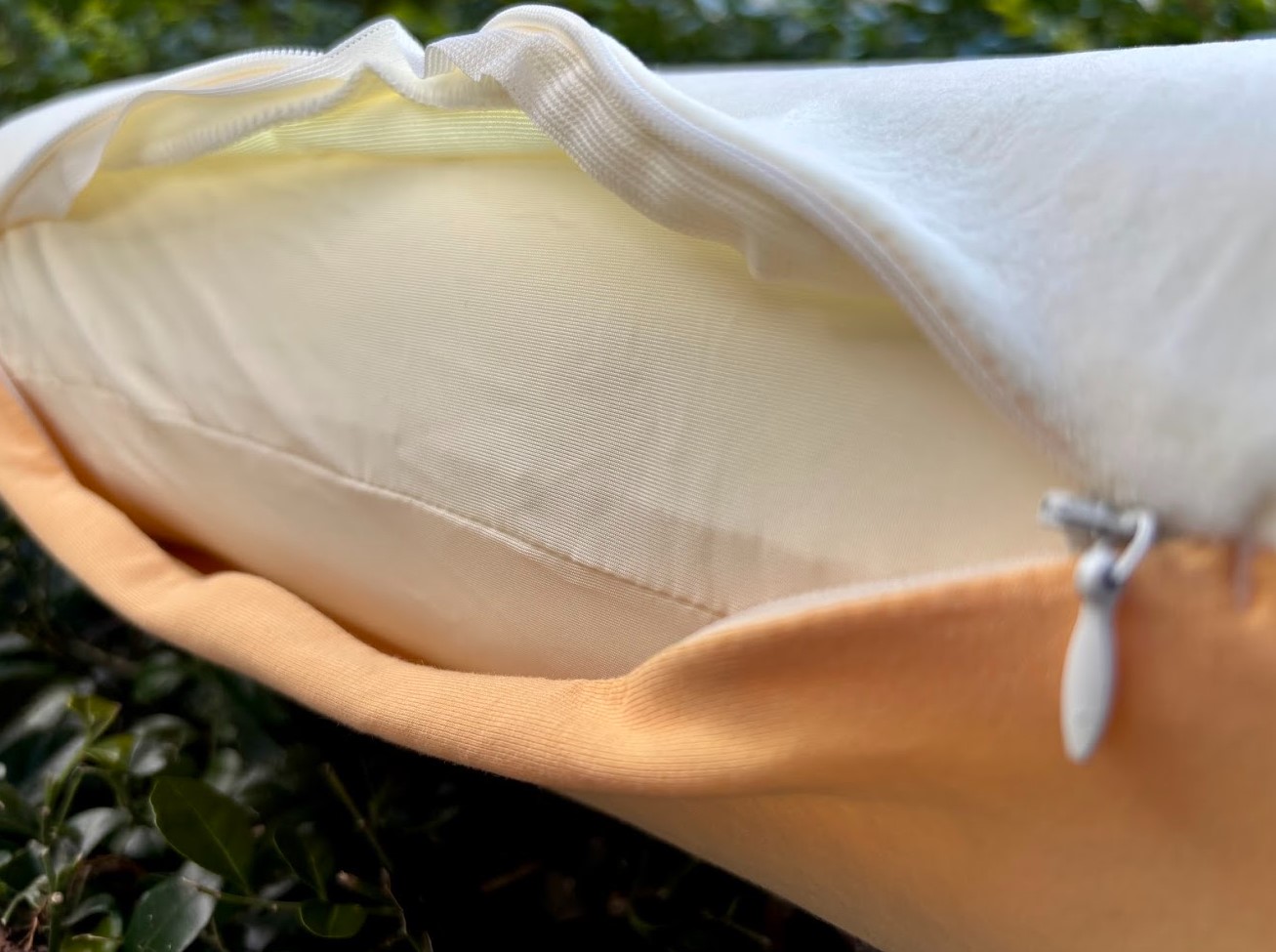 Hikeman memory foam camp pillow zipped open close-up