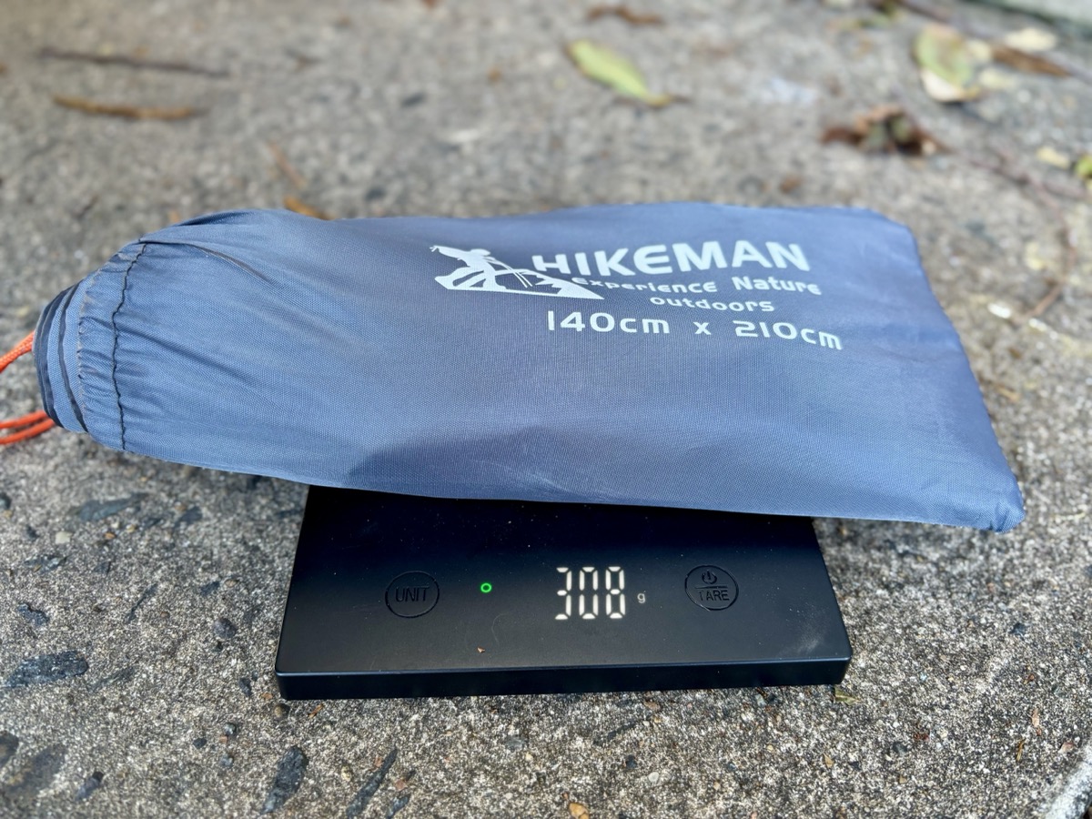 At just over 300g, you barely notice the hikeman tarp (140x210) in a backpack