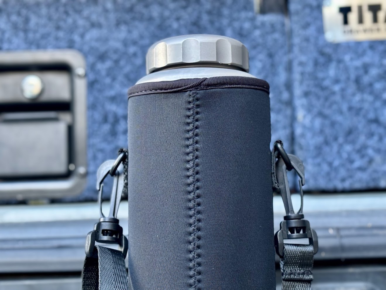 Durable carry pouch that comes with the Boundless Voyage Titanium water bottle (1050ml)