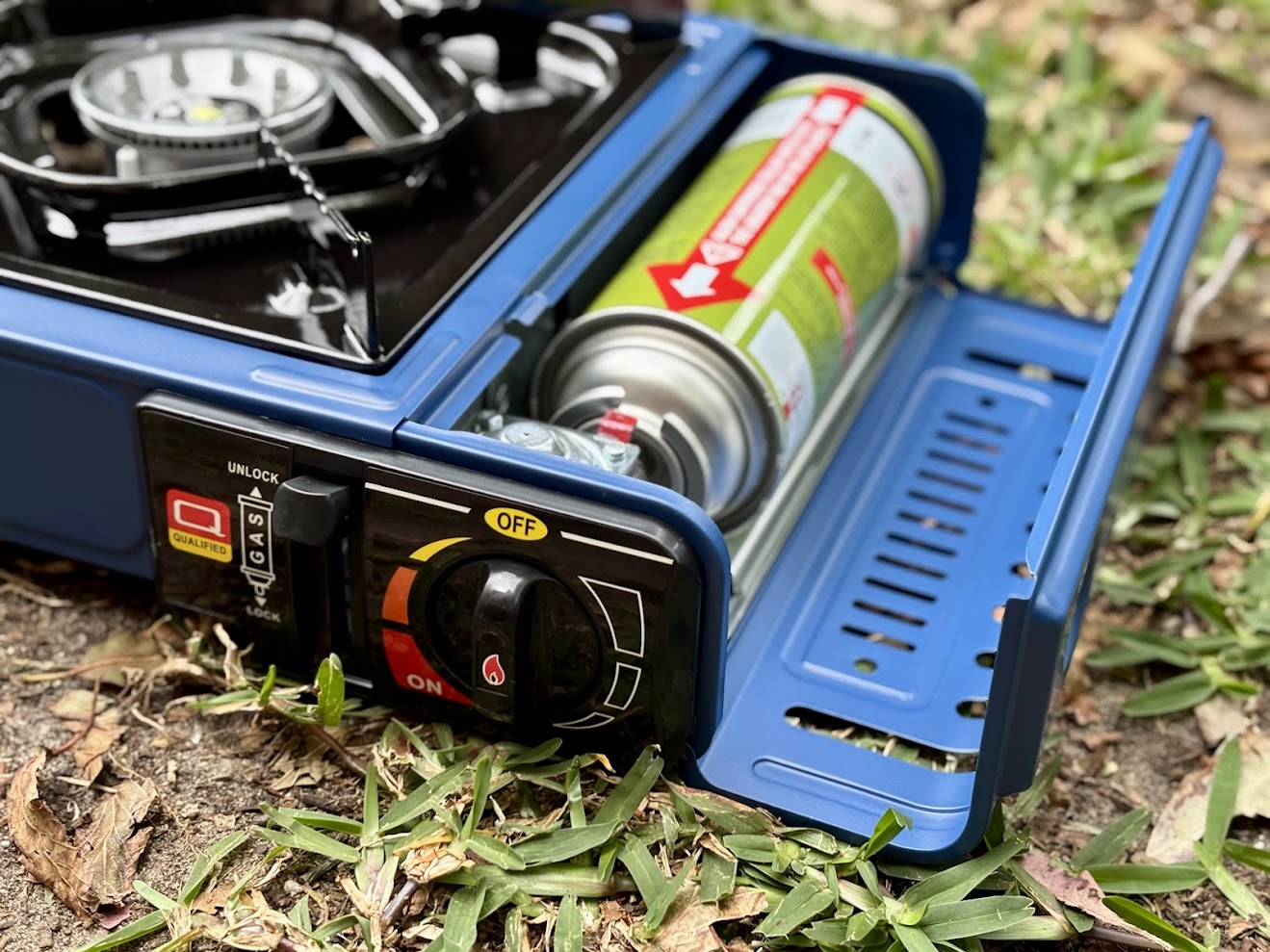 The Companion butane stove is ready to use in seconds after locking the gas cartridge into place with the single lever