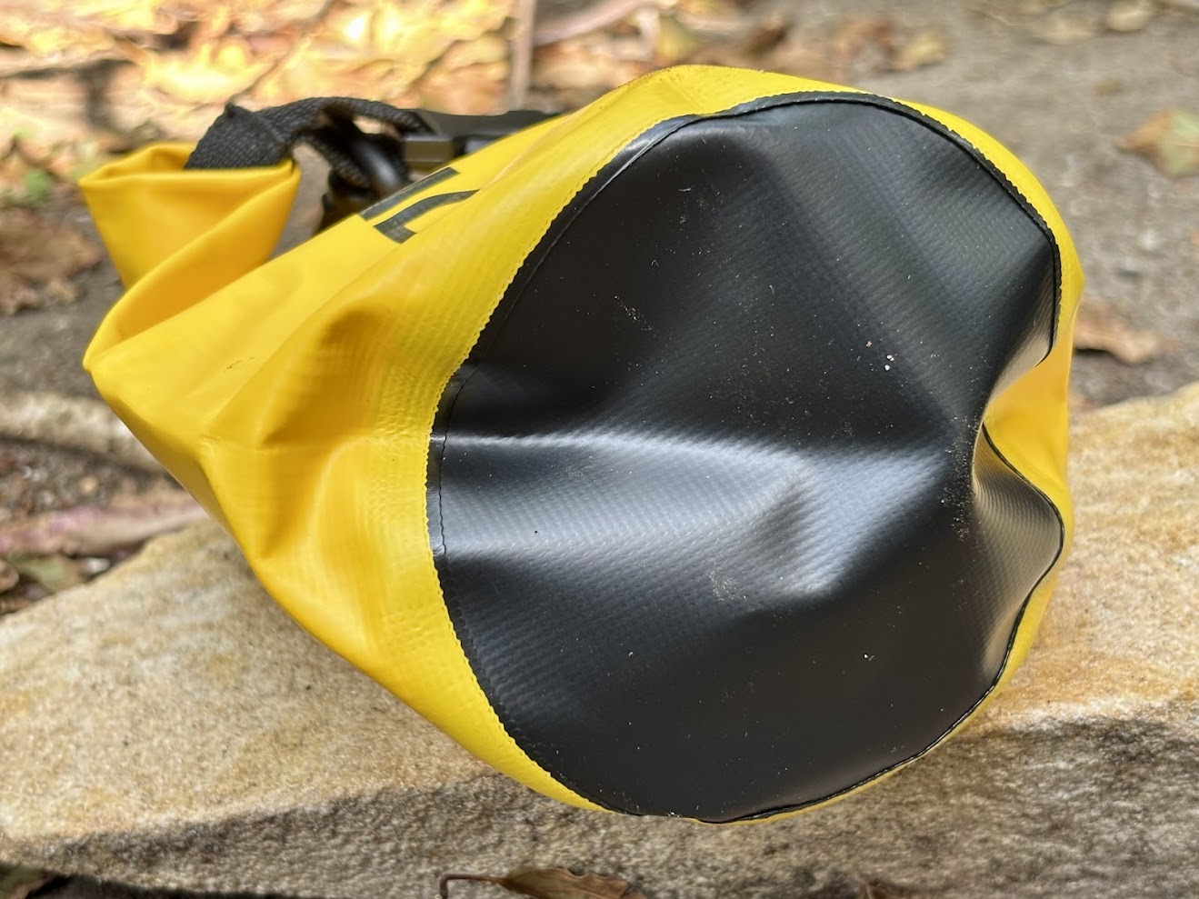The IDRYBAG waterproof dry bag is constructed from tough 600D PVC material