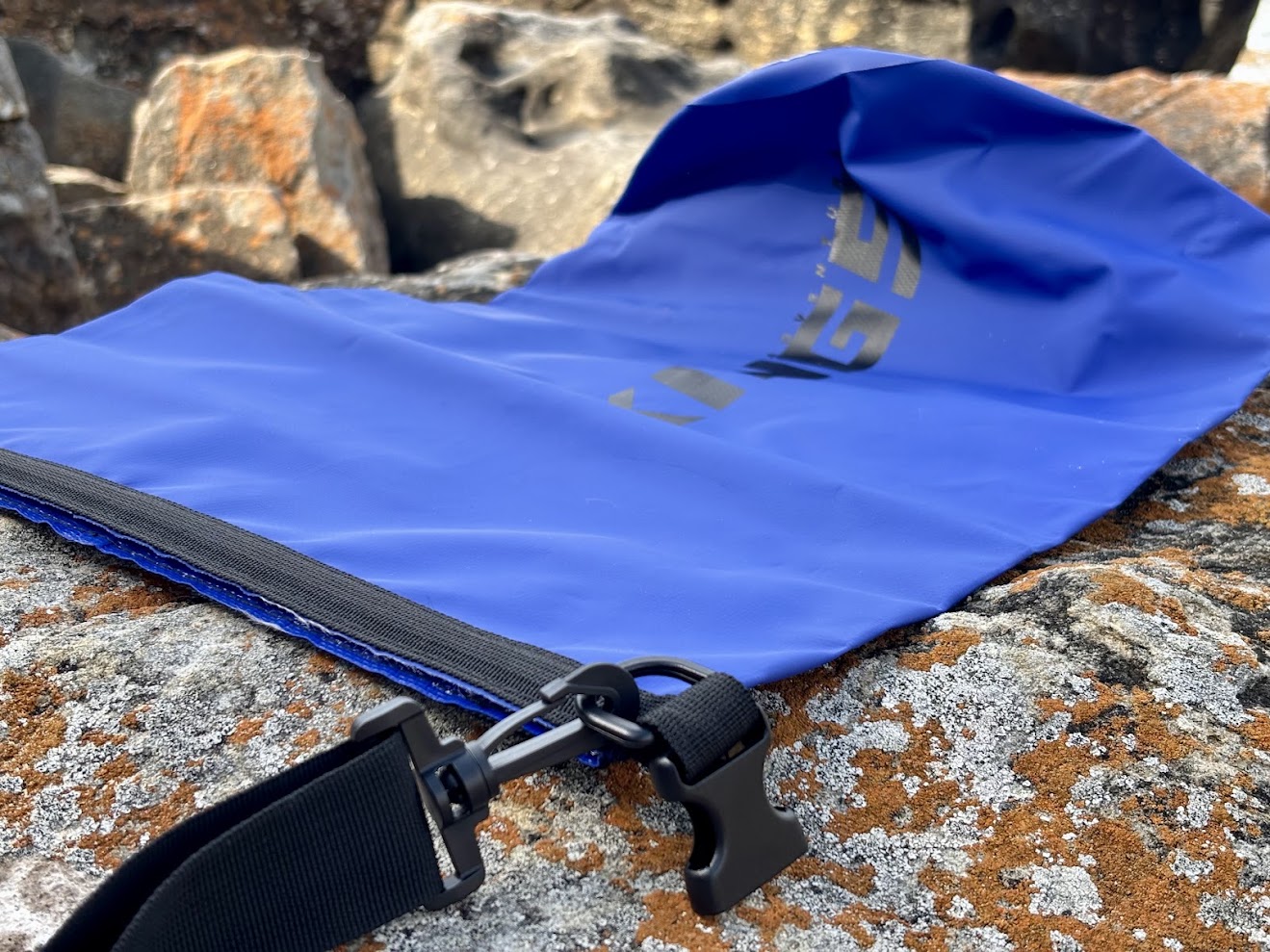 The Kings 15l dry bag​ is made of 500D PVC fabric which has a substantial rubberised feel to it