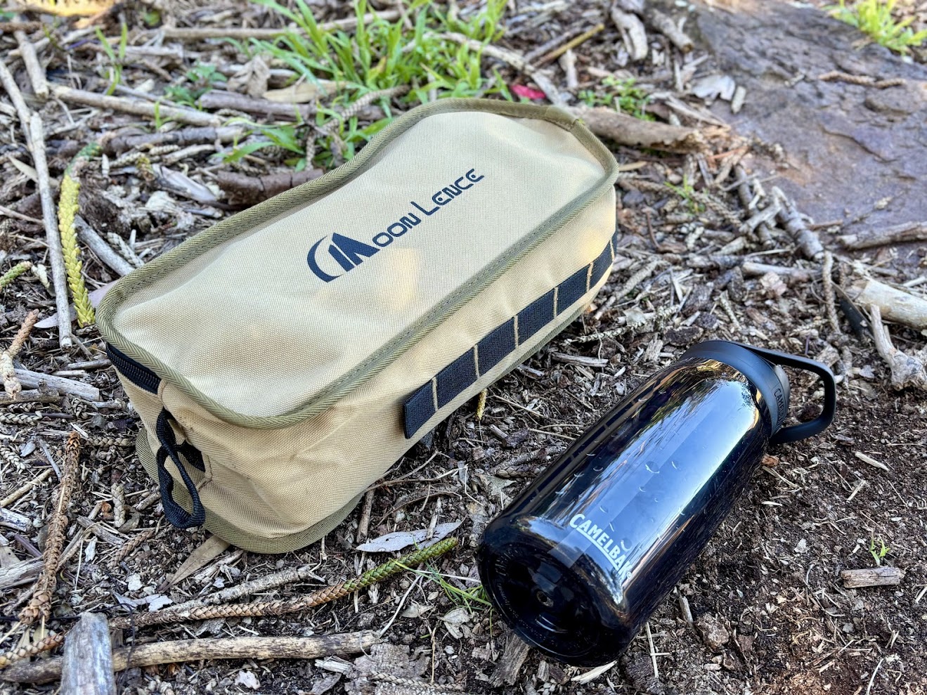 The Moon Lence backpacking chair​​ comes neatly packed in a sturdy carry bag with a zipper and multiple loops for hanging the bag around camp