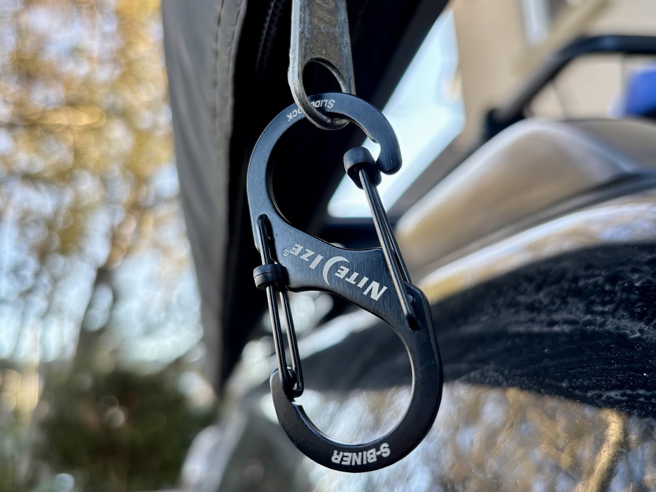 The Nite Ize S-Biner main feature is its secure locking mechanism that with a quick slide of the plastic lock firmly closes both gates