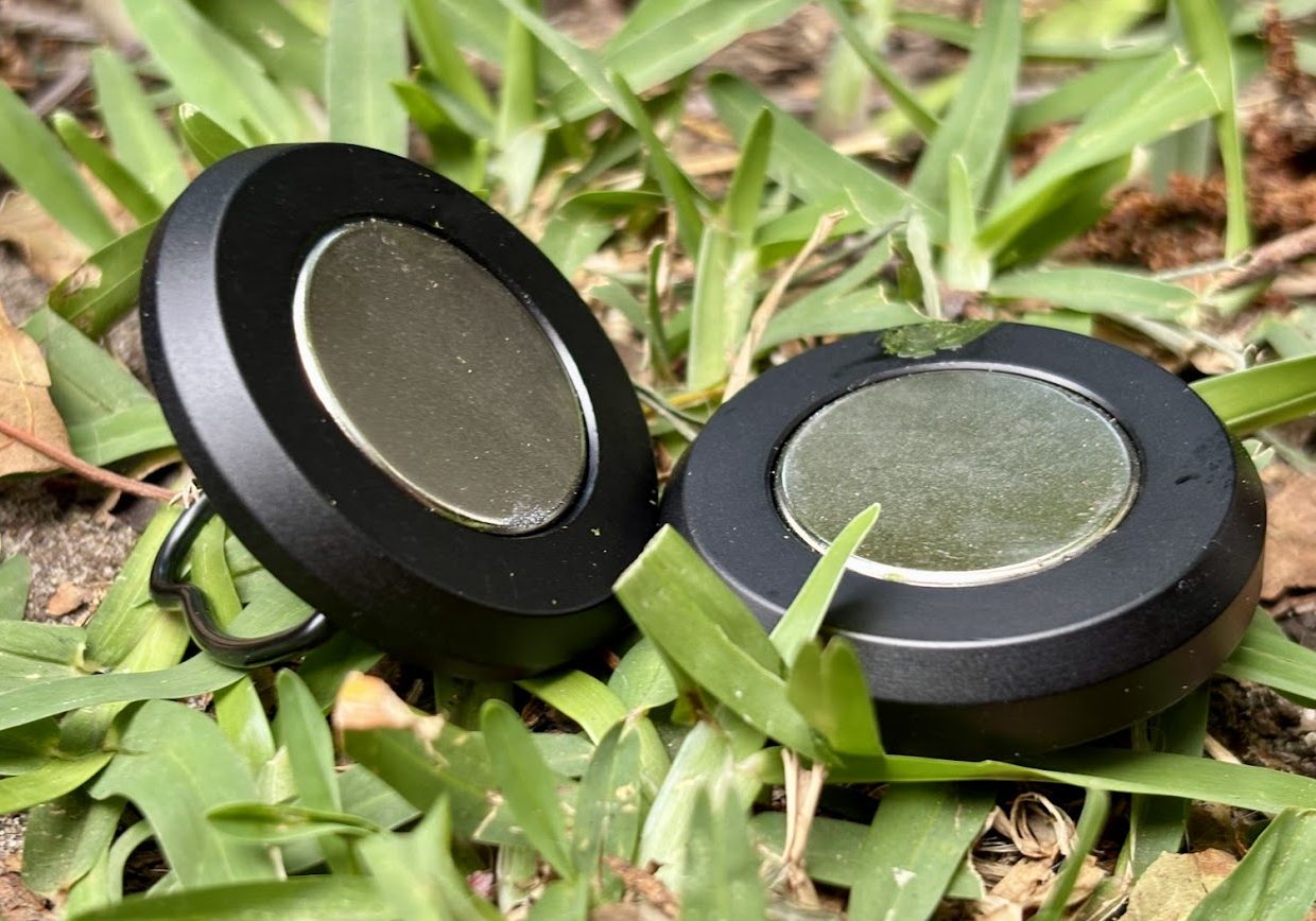 The core of the Darche magic magnet uses neodymium, known for its incredible strength relative to its size