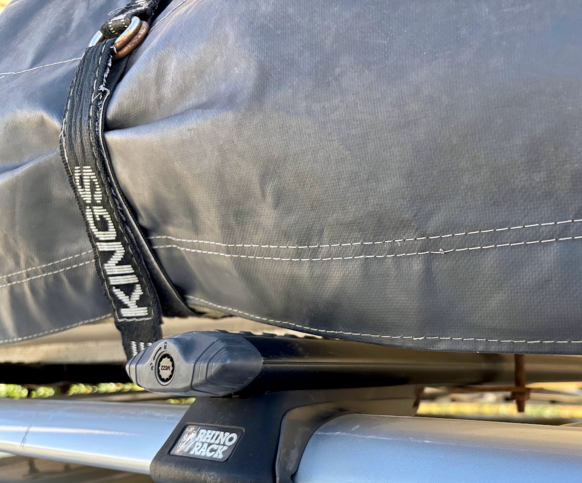The cover of the Kings tourer roof top tent​ is a nice black colour and comes with two rugged nylon straps