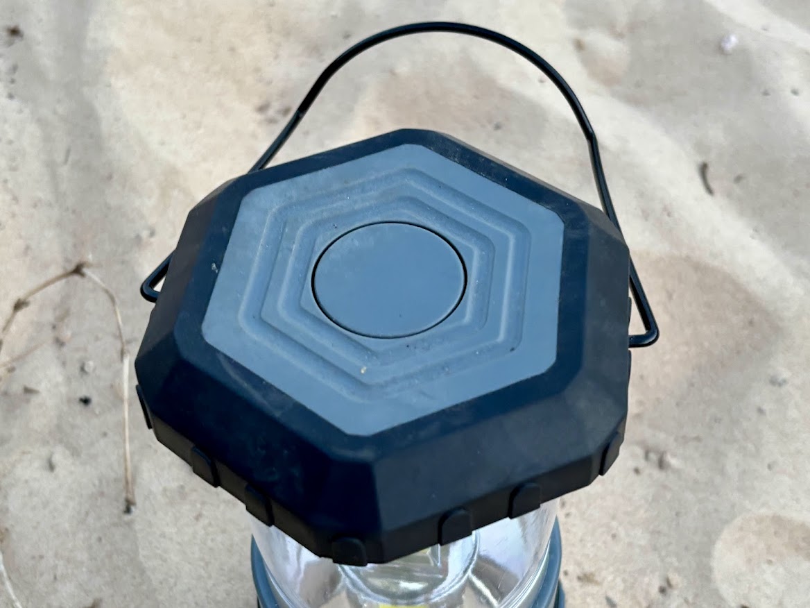 The handle of the Wanderer moonbeam (1500lm) rechargeable lantern is integrated into the body giving it a secure feel when carrying