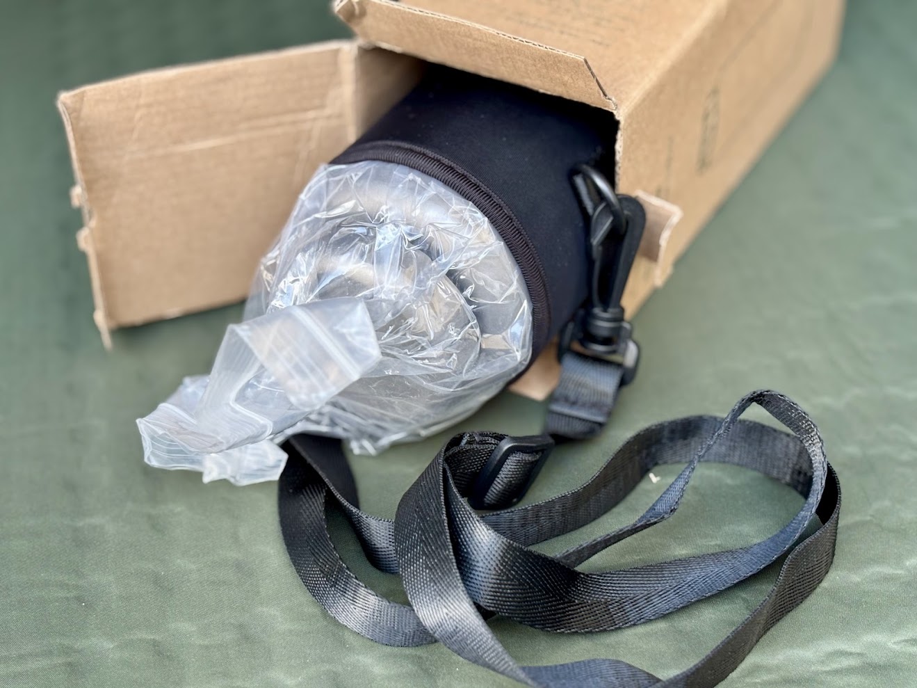 Unpacking the Boundless Voyage Titanium water bottle (1050ml)
