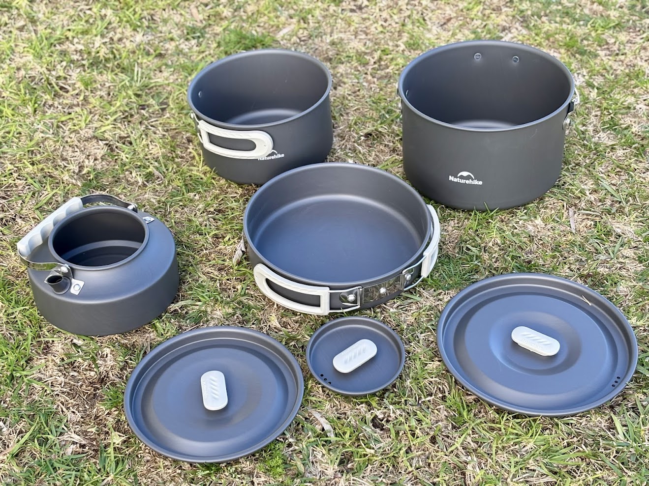 Unpacking the nested Naturehike camping pot set