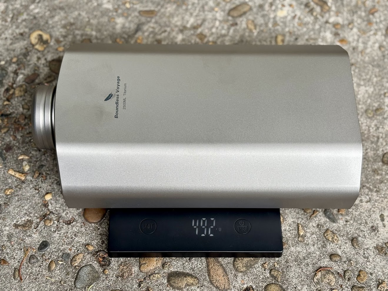 Carrying 2.5 litres of water is never truly lightweight, but this titanium drink bottle only adds 492 grams