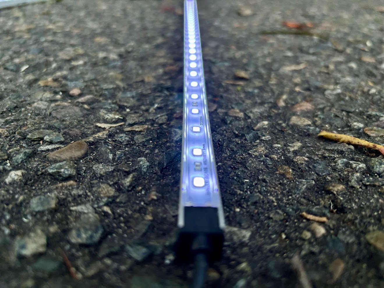 Each bar in the Kings 4 bar light kit houses 21×5050SMD LEDs which are known for being super bright and highly efficient