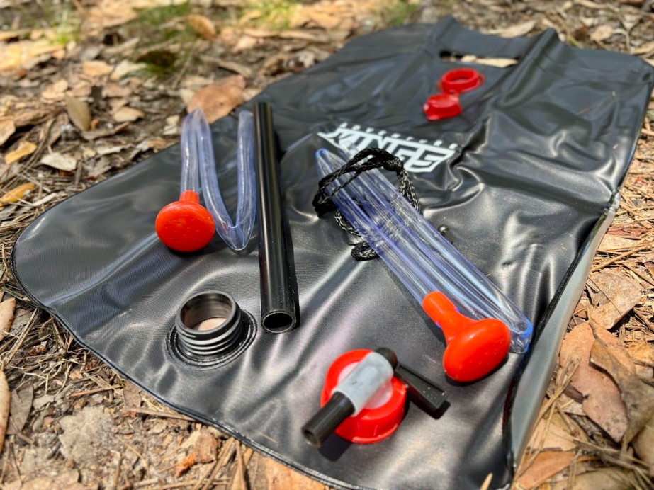 I was pleasantly surprised to find that my Kings solar shower came with two shower hoses which is great for having a backup