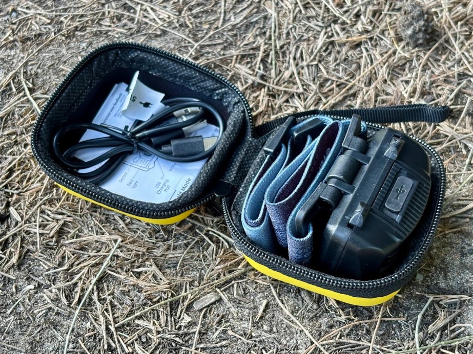 The Everbeam H6 Pro headlamp comes in a very nice sturdy zip-up case that keeps everything (headlamp, strap, and the USB C charging cable) tucked neatly together