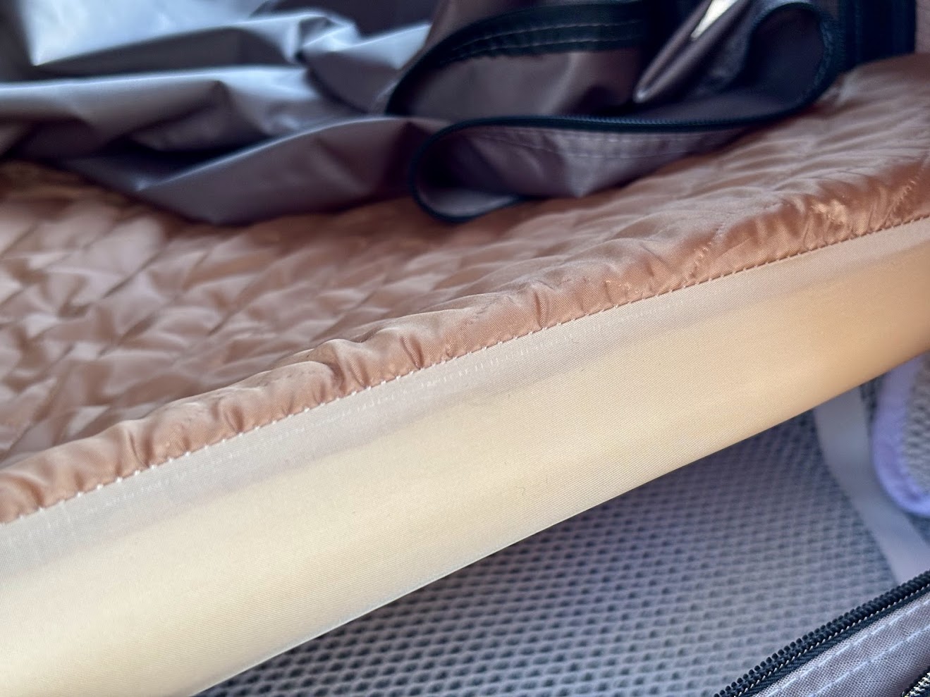 The Kings Grand Tourer Lite Rooftop Tent comes with a 5cm thick mattress and we have seperately bought the anti-condensation mat to go under it