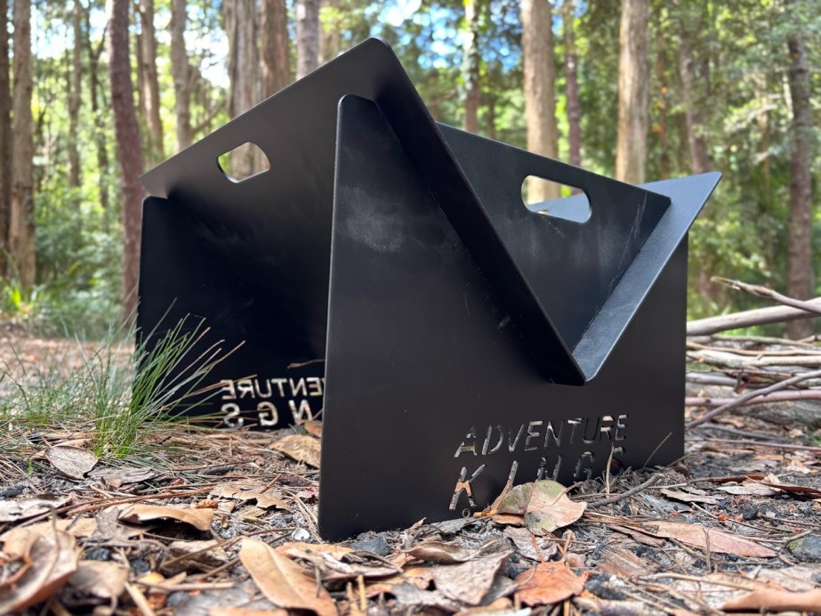 The Kings portable steel fire pit is designed to keep your fire safely contained and off the ground