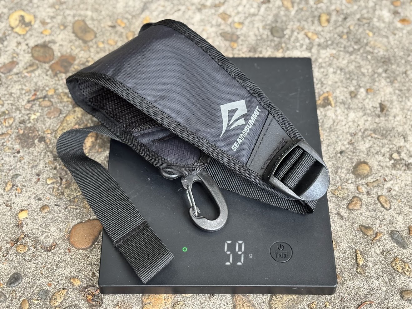 The Sea to Summit dry bag sling only weighs 60 grams
