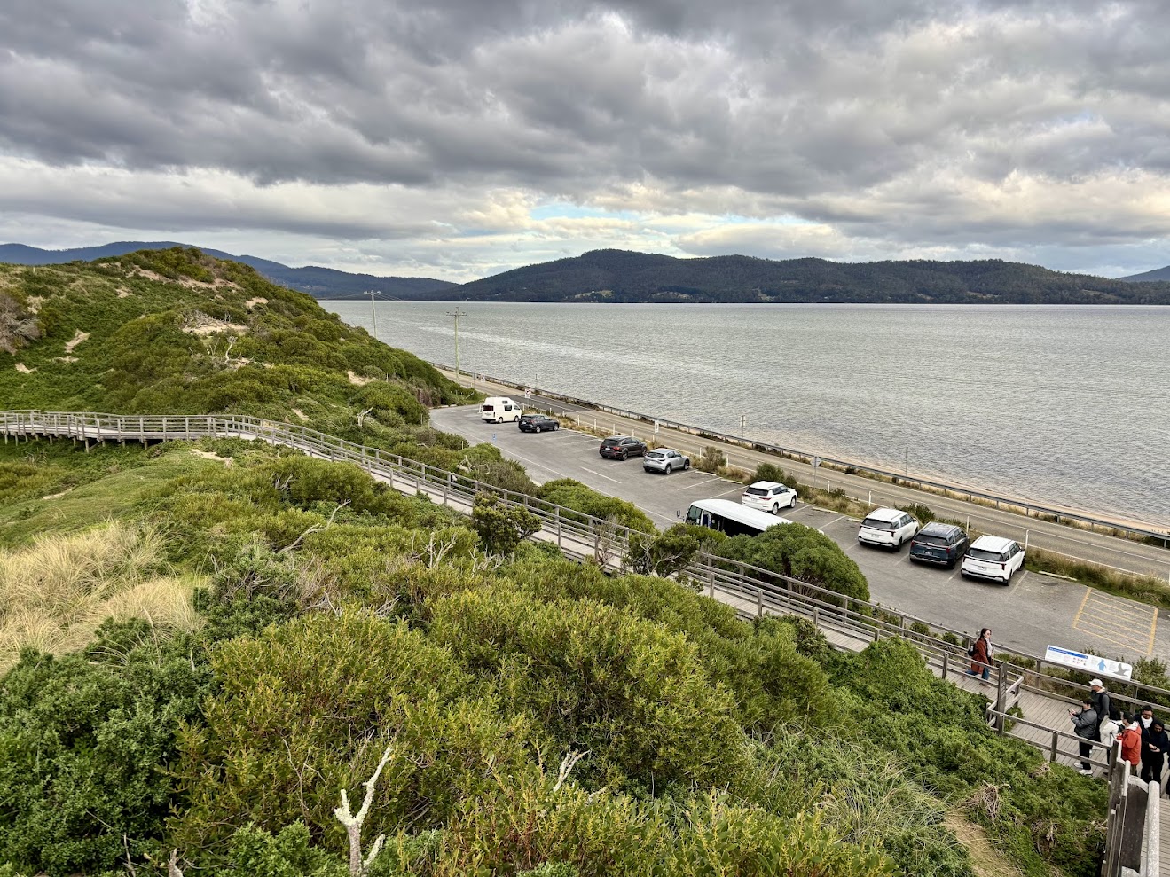 The small car park at the base of the neck lookout on Bruny Island (Tasmania)​ can fill up quickly, especially around dusk
