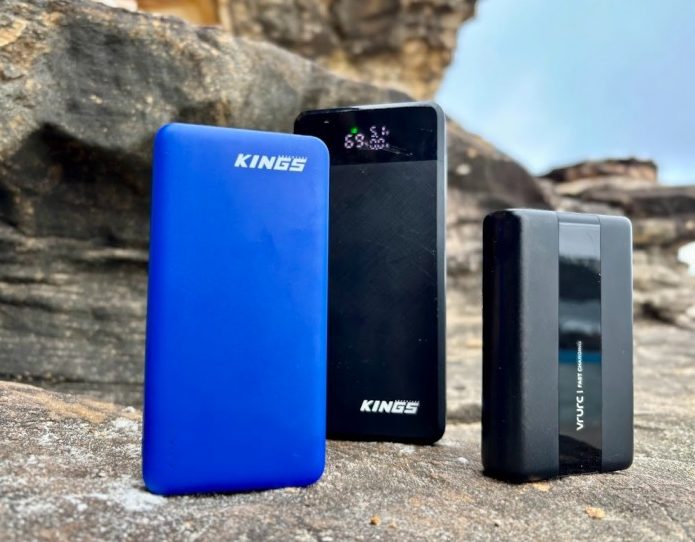 Comparing power bank sizes of the Kings 10,000mAh (200g), the Kings 20,000mAh (375g) and the VRURC 20,000mAh (255g)