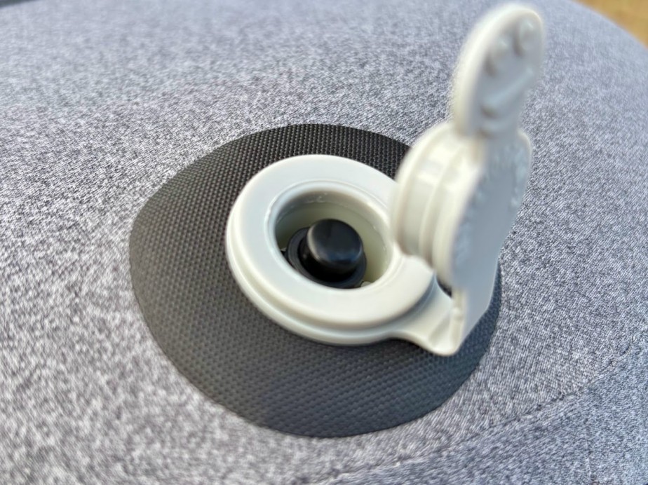 The Trekology Aluft Travel Pillow comes with a quick-inflate mechanism with a separate push button for micro-adjustments