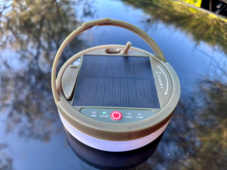 The entire SMY solar camping string lights​ unit is rated IP44 weatherproof and protected against splashing water from any direction