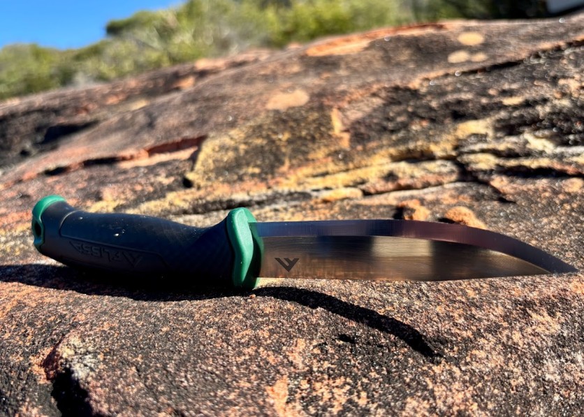 the Flissa Bushcraft Knife uses 7Cr17 Stainless Steel which has a great hardness and wear resistance