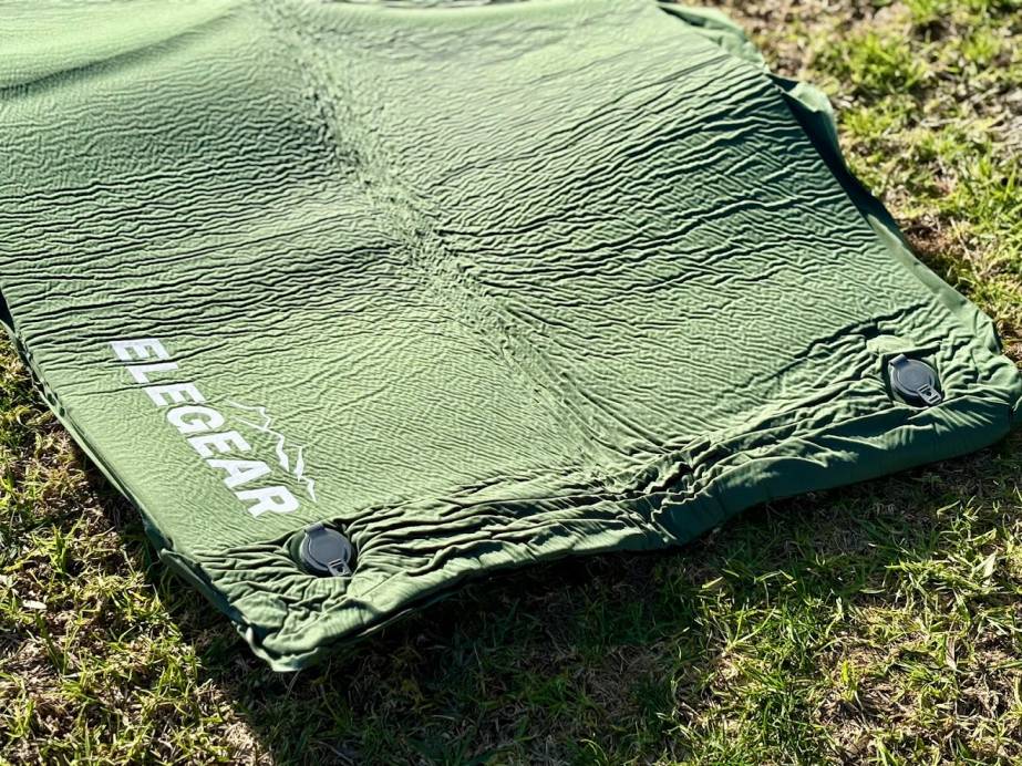 As the Elegear sleeping pad comes vacuum-sealed, the first inflation is a process and needs at least 24 hours for the memory foam inside to fully expand