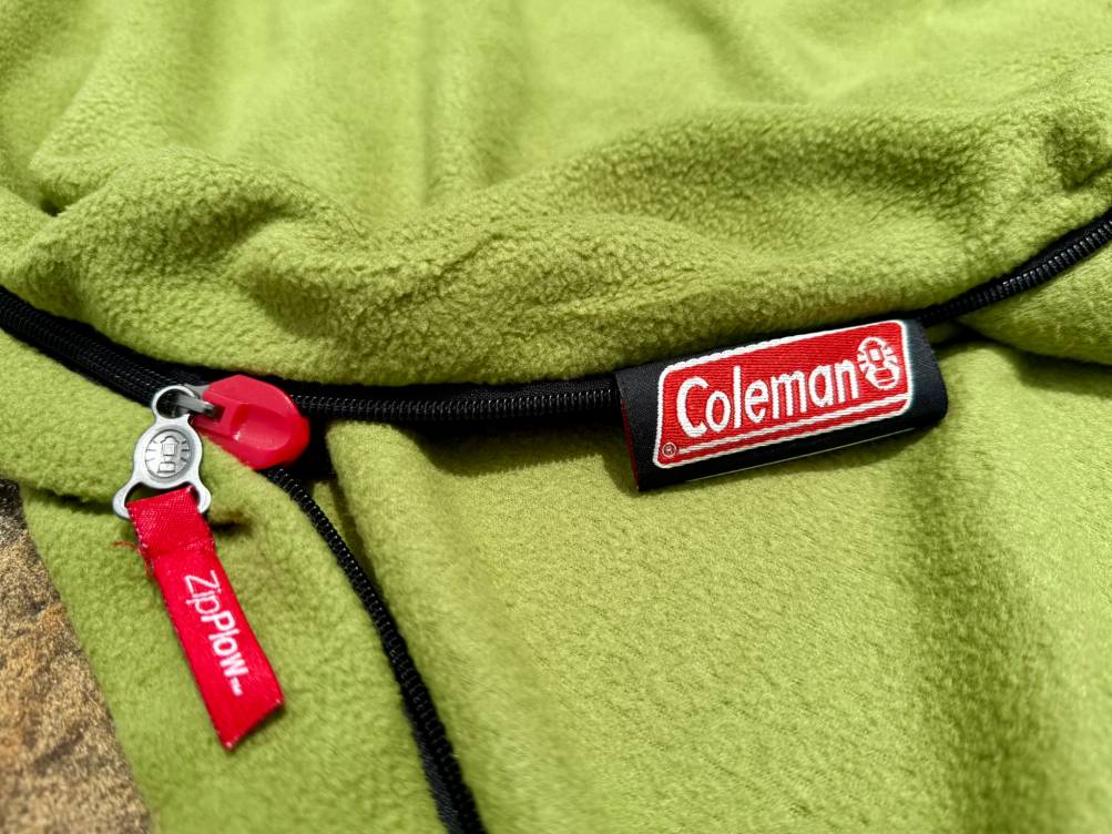The Coleman Stratus Fleece Sleeping Bag Liner Coleman comes with the two-way no-snag ZipPlow zipper which plows the fabric away from the zipper teeth
