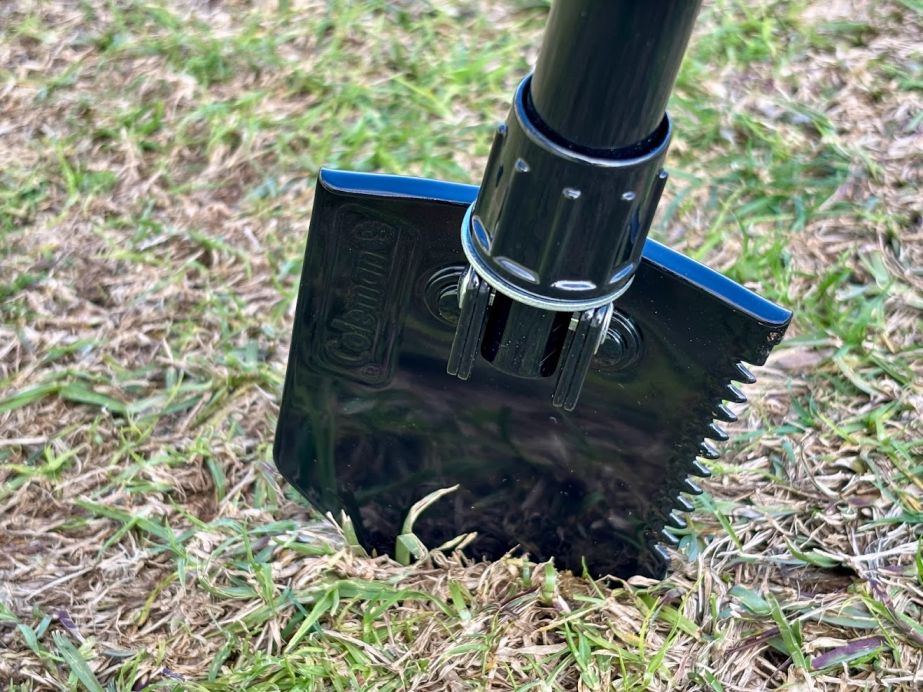 The Coleman folding camp shovel features a positive locking collar, which tightens down to hold the blade firmly in either shovel position or at a 90-degree angle for use as a trenching tool