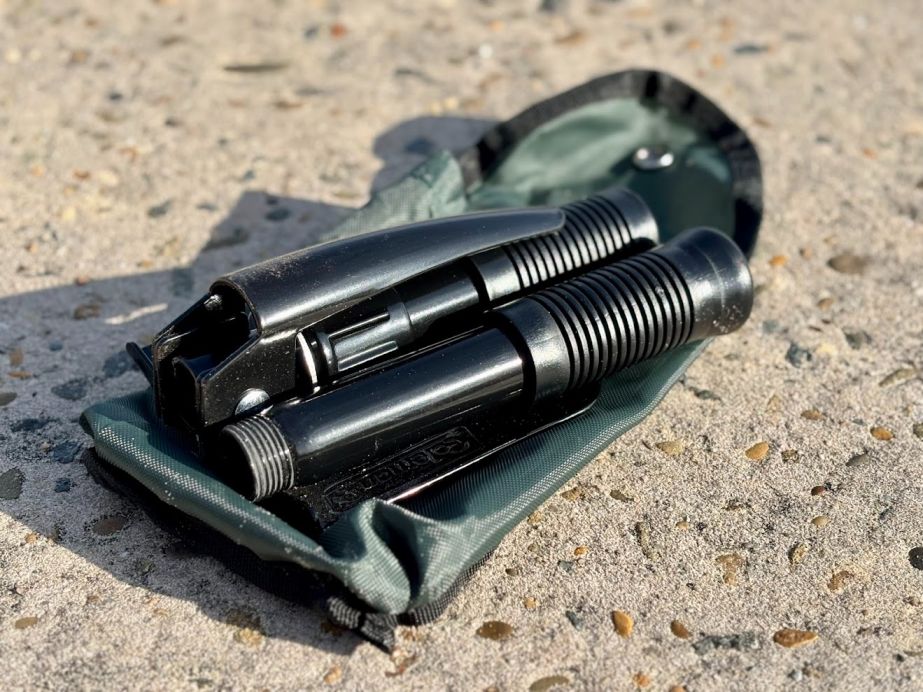 The Coleman folding shovel folds down to a tiny bundle measuring just 18.4 cm long