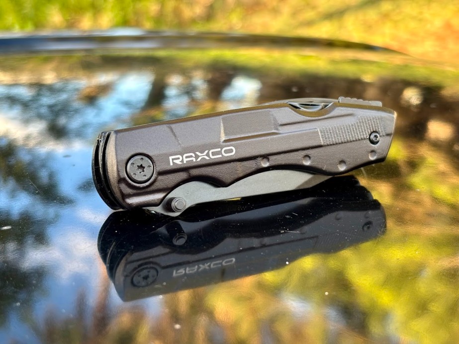The Raxco knife multi tool is constructed almost entirely from premium stainless steel making the tool resistant to oxidation and rust
