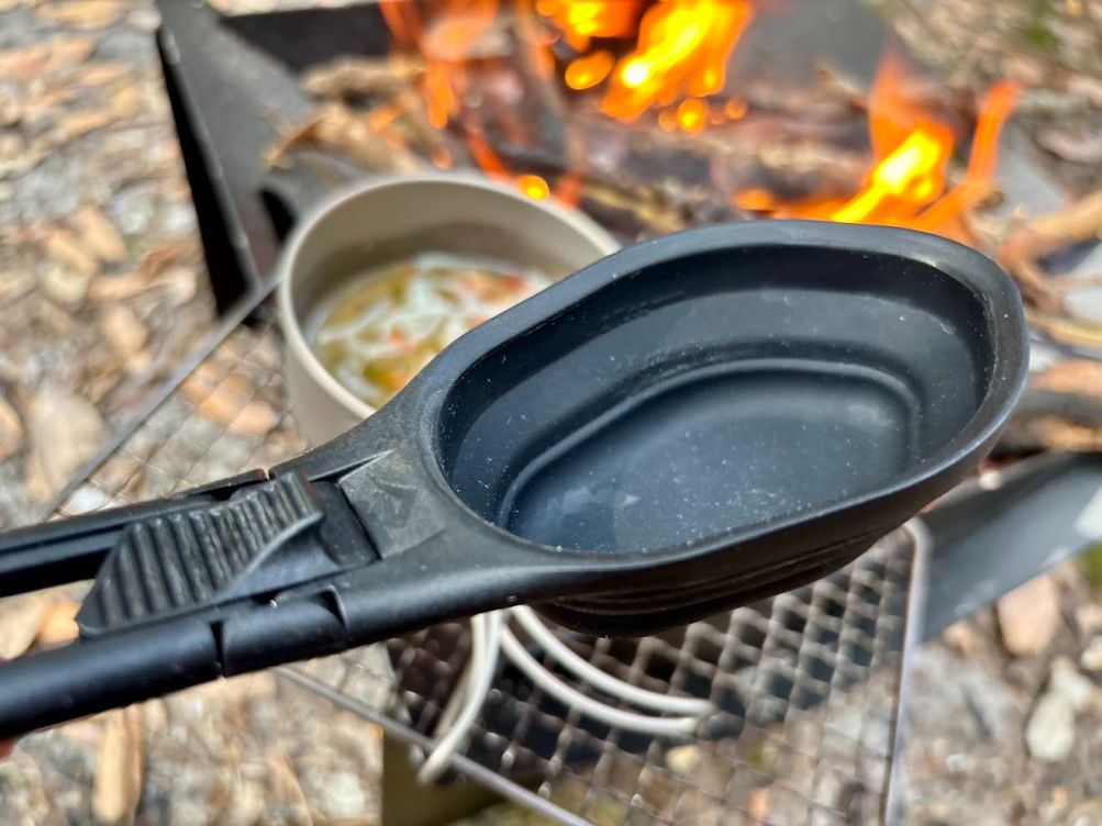 The Sea to Summit Folding Spoon is made from a glass reinforced Nylon and food-grade silicone for necessary rigidity and strength