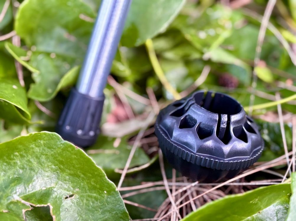 The anti-sinking feet that come with the Naturehike YL08 ultralight camping chair easily wrap around the existing feet of the chair